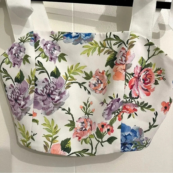 Alice + Olivia Nika crop top in gardenia ribbon ties XS - Picture 5 of 7